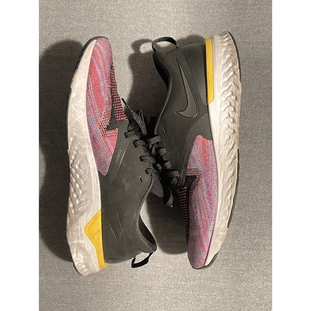 Nike Women's Running Shoes Size 8.5 Black White Athletic Training Gym Sneakers